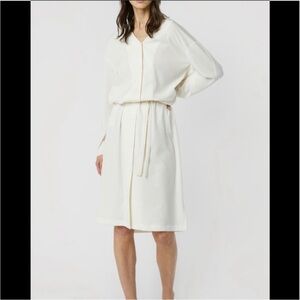Oak + Fort | V-Neck Shift‎ Midi Shirtdress | Milky Cream | Size Small